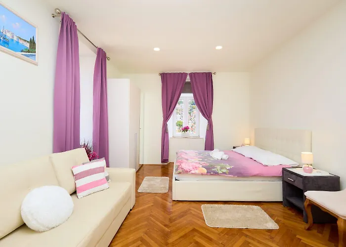 Spacious 4 Bedroom 아파트 두브로브니크