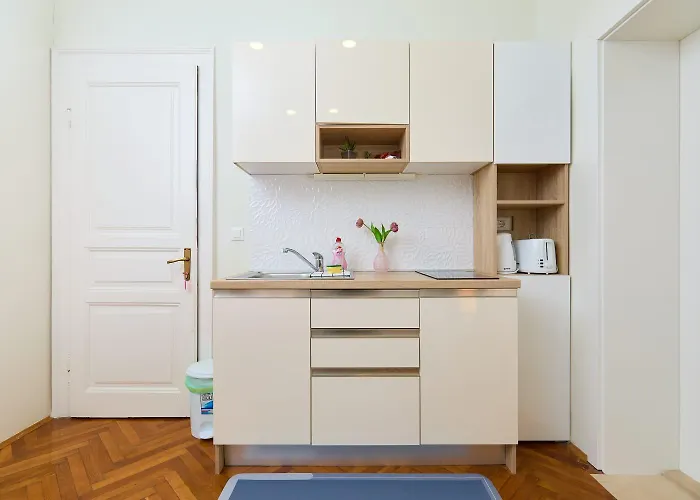 Spacious 4 Bedroom * 두브로브니크