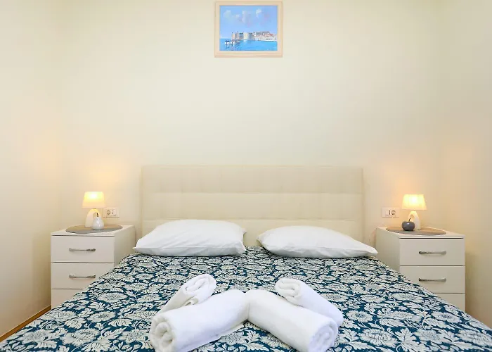 Spacious 4 Bedroom * 두브로브니크