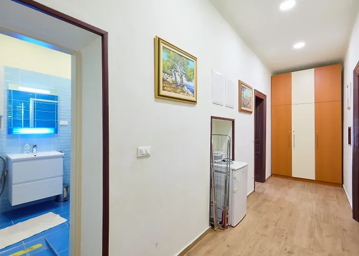 Spacious 4 Bedroom * 두브로브니크