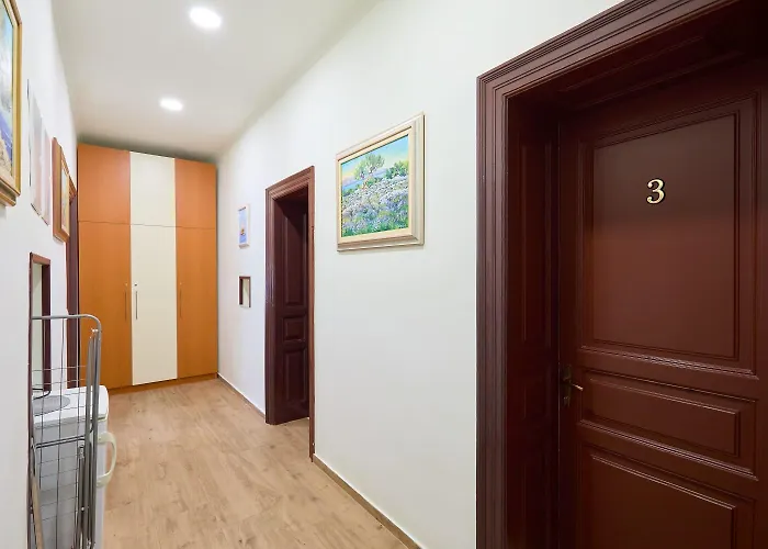 아파트 Spacious 4 Bedroom
